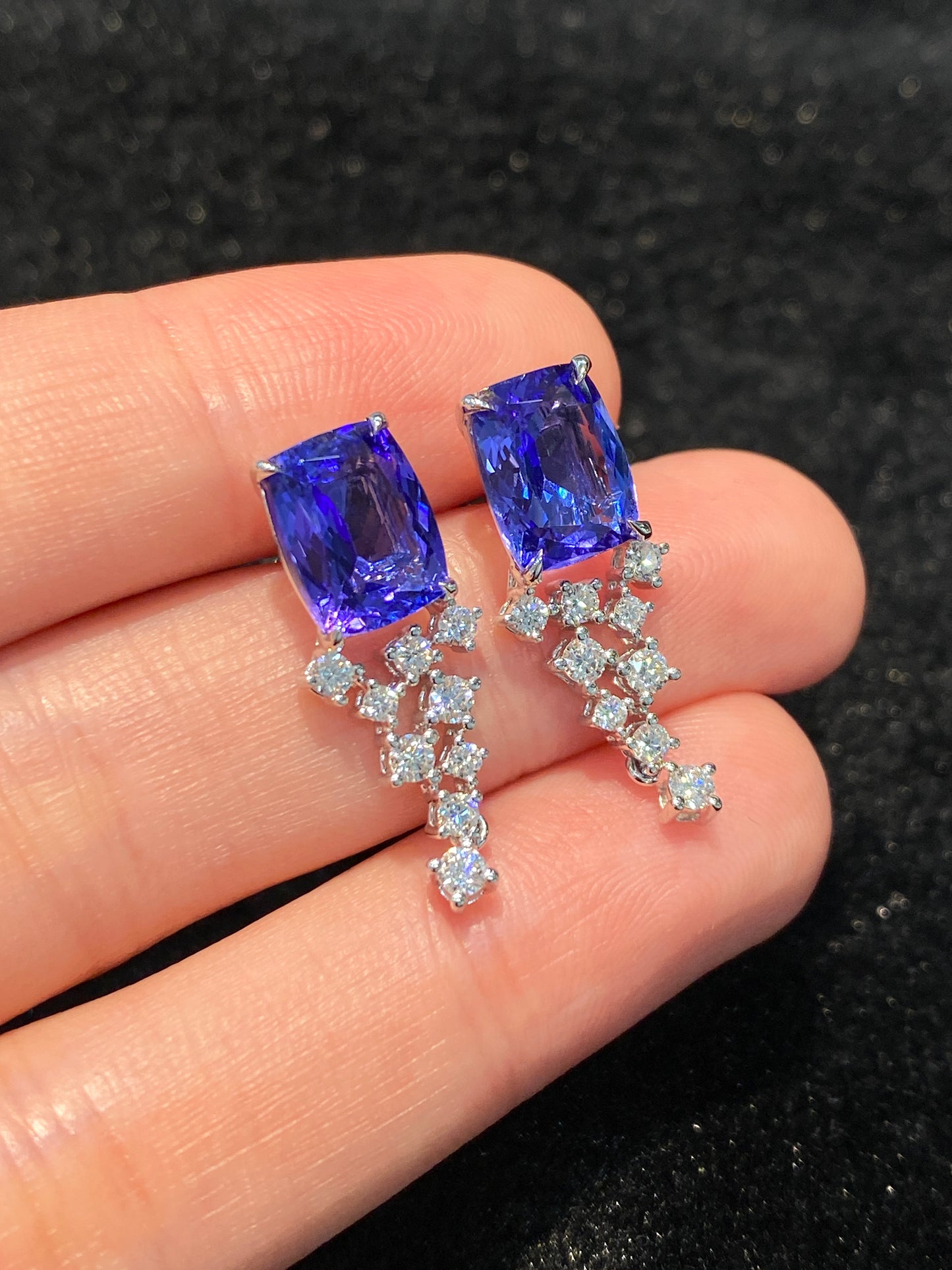 Natural Tanzanites 5.06ct Earrings