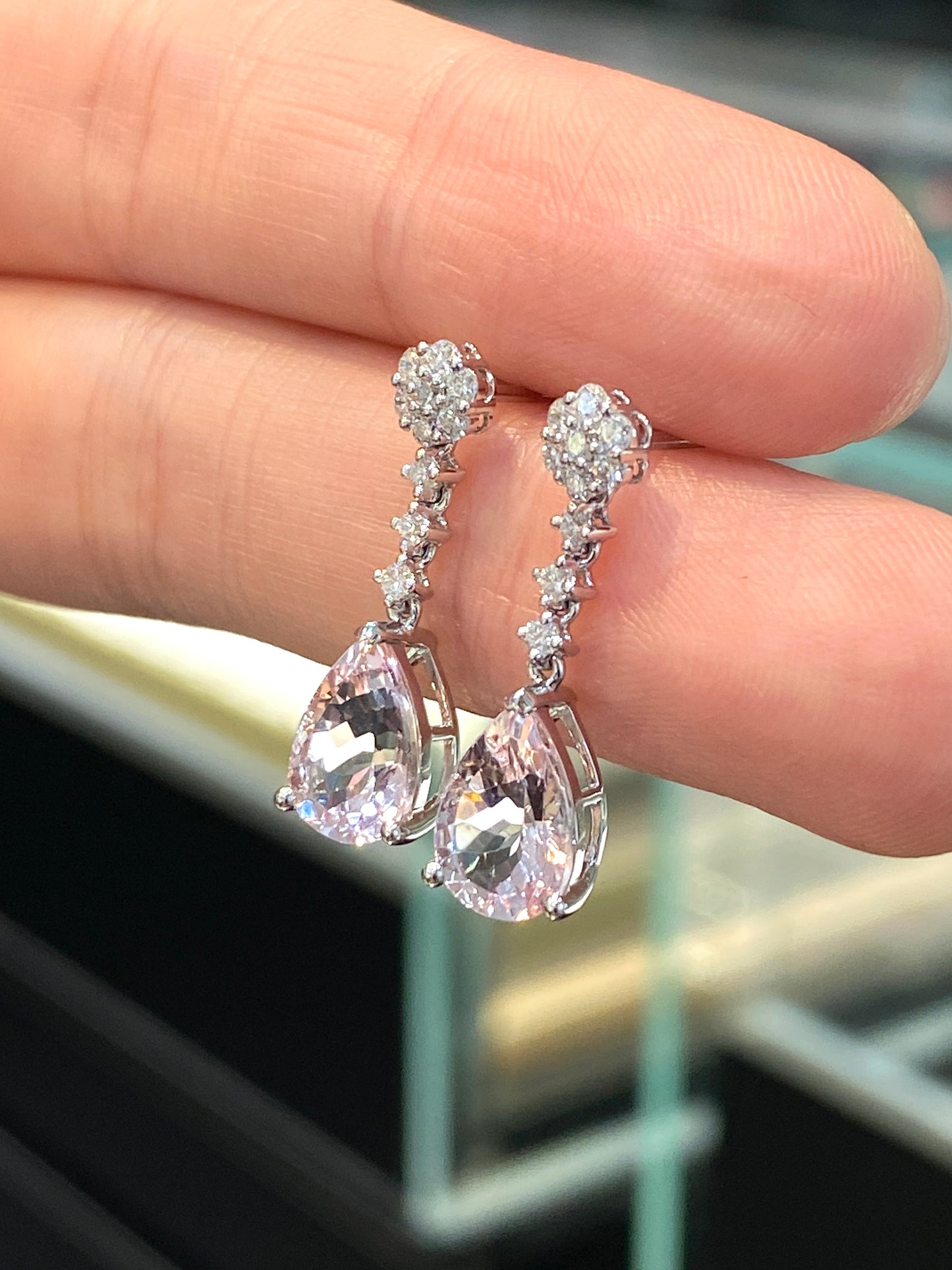 Natural Morganite 2.66ct Earrings
