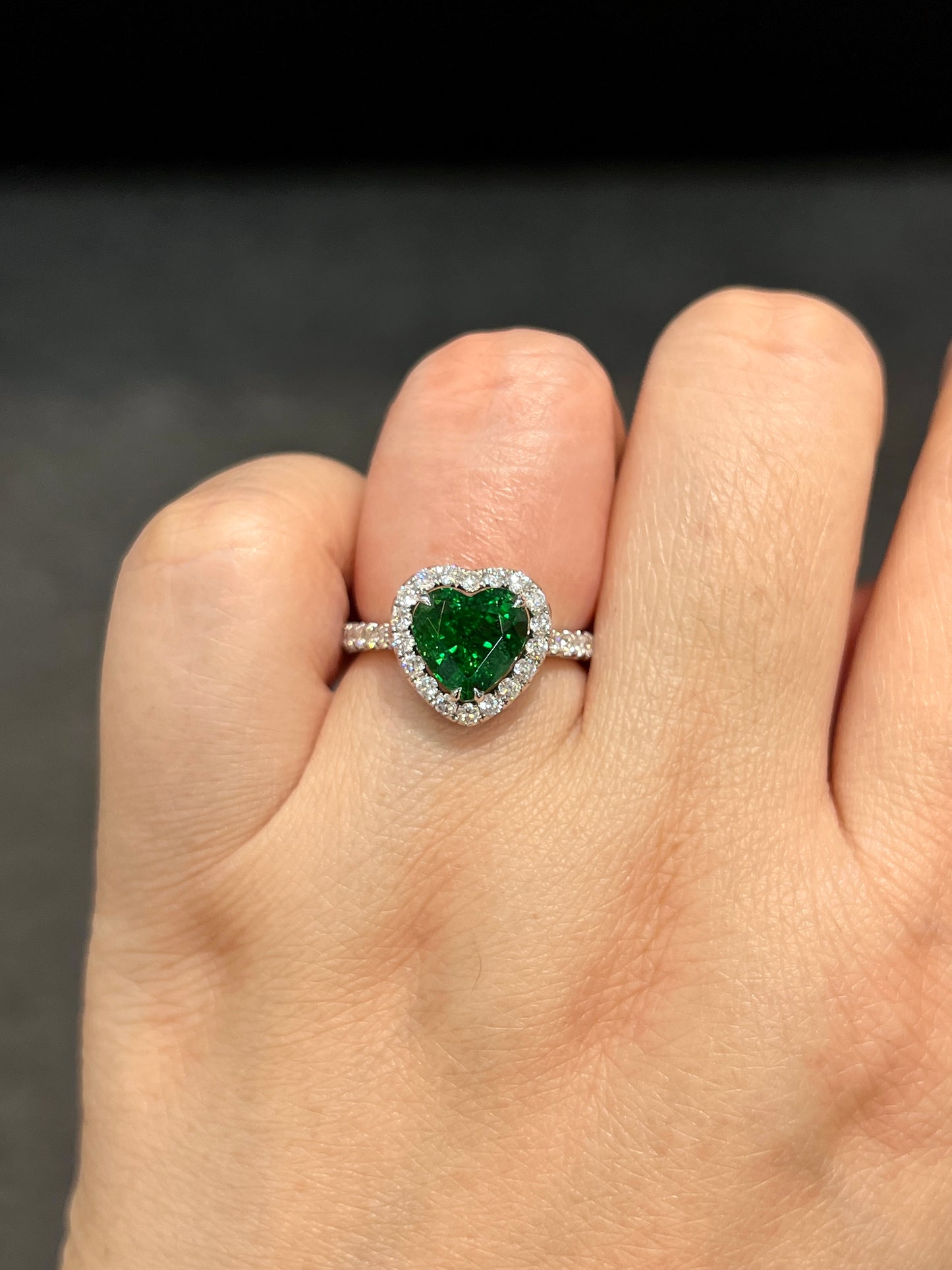 Natural Green Garnet Tsavorite 2.49ct Ring