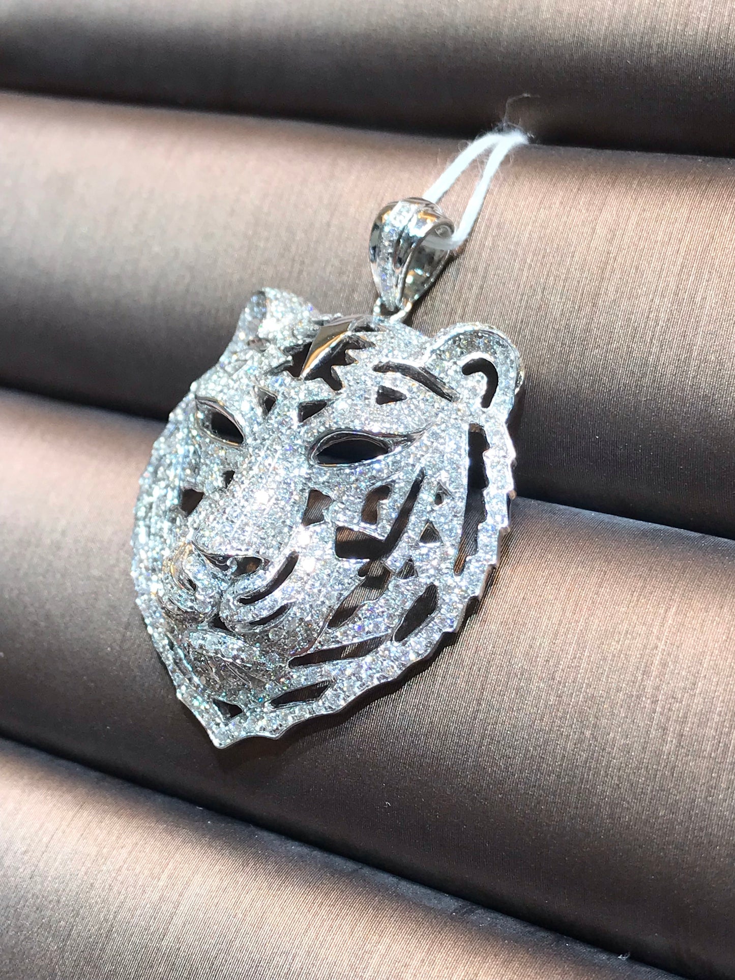 Natural Diamond Tiger Pendant 2.23ct