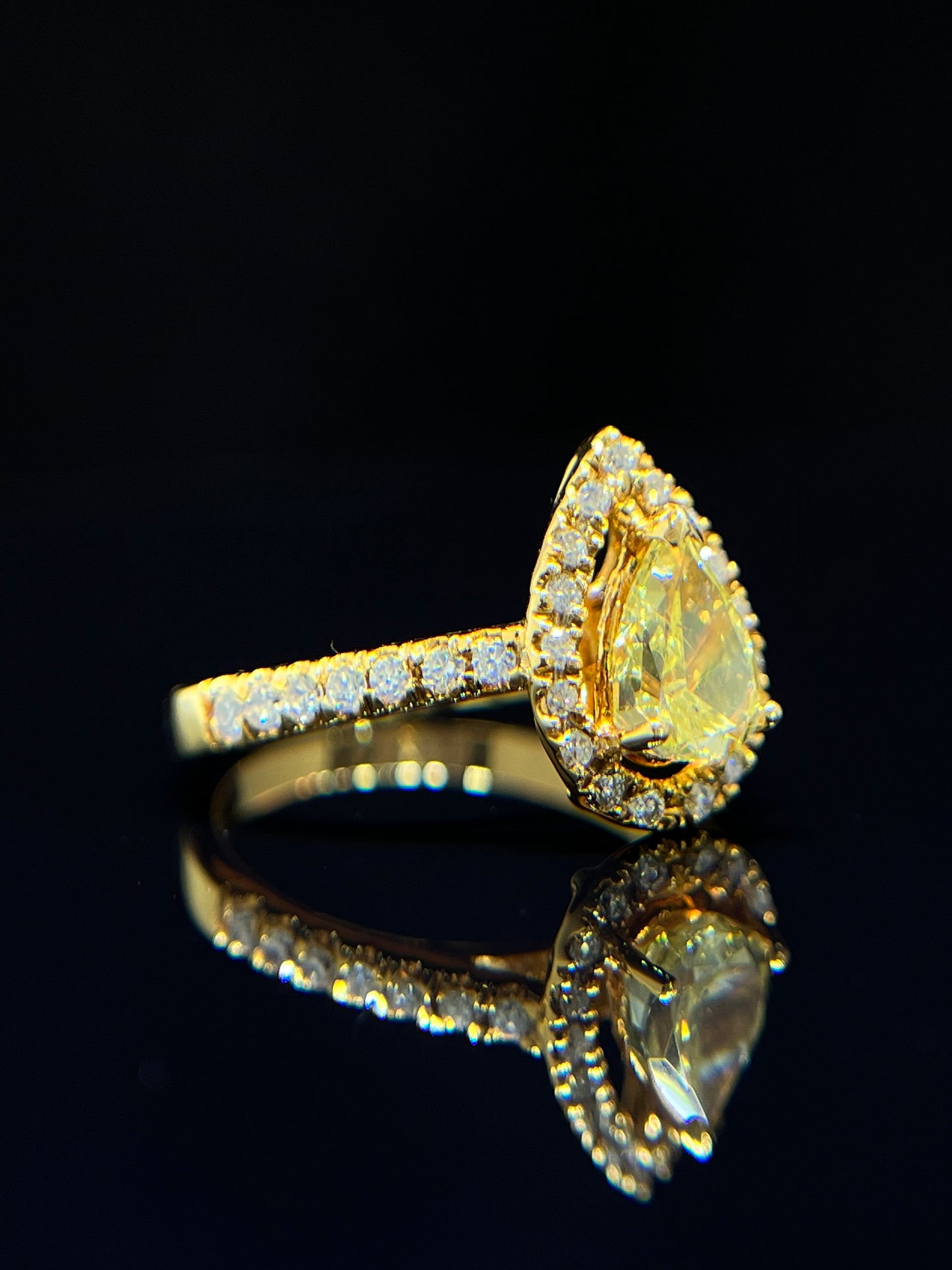 Natural Yellow Diamond 1.00ct Ring