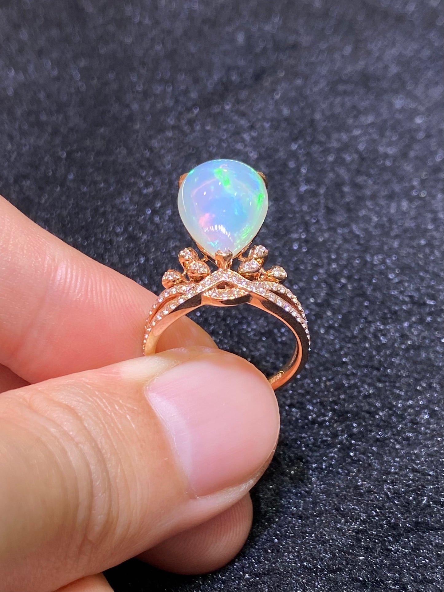 Natural Opal 3.35ct Ring