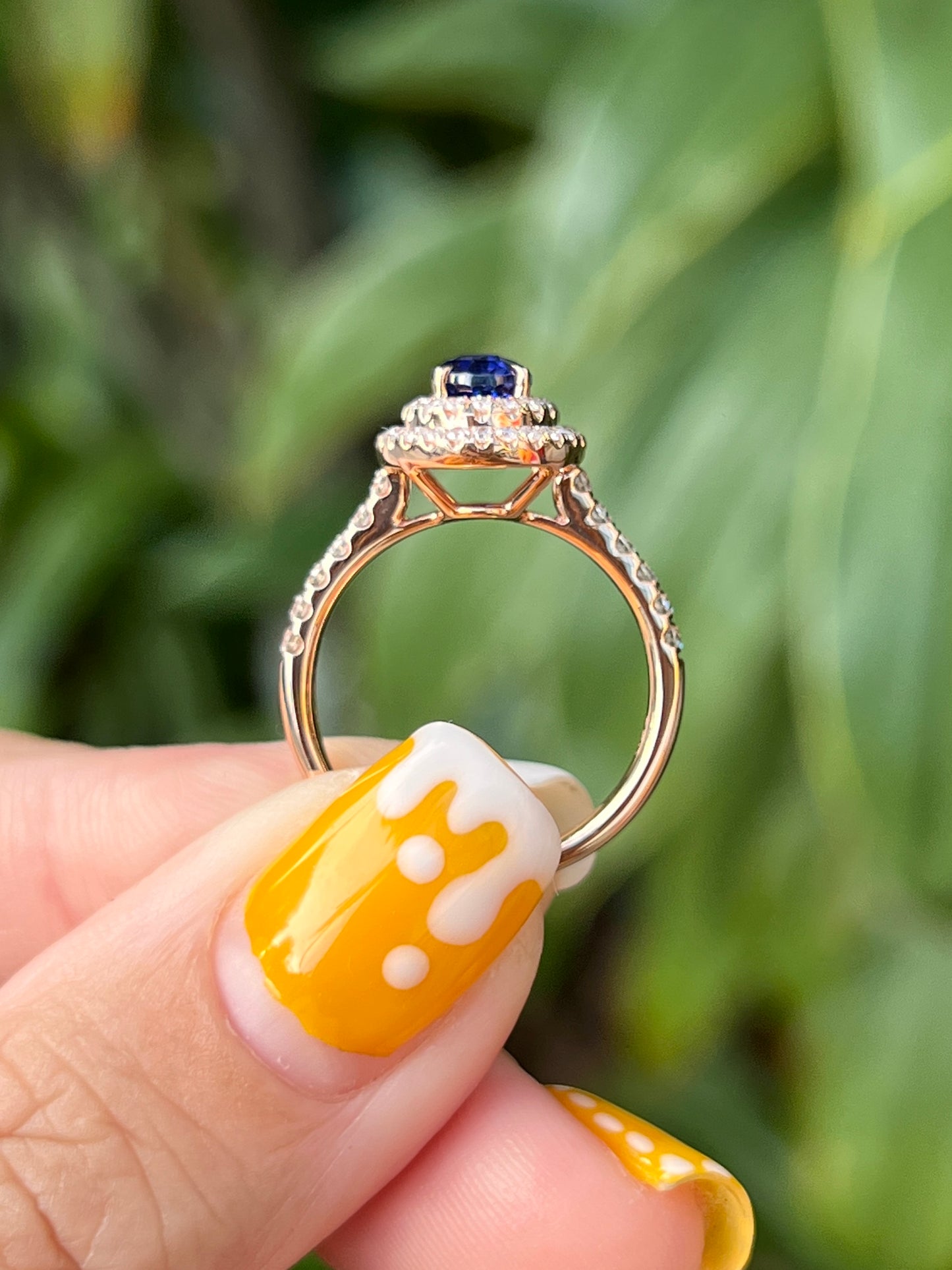 Natural Blue Sapphire 1.02ct Ring