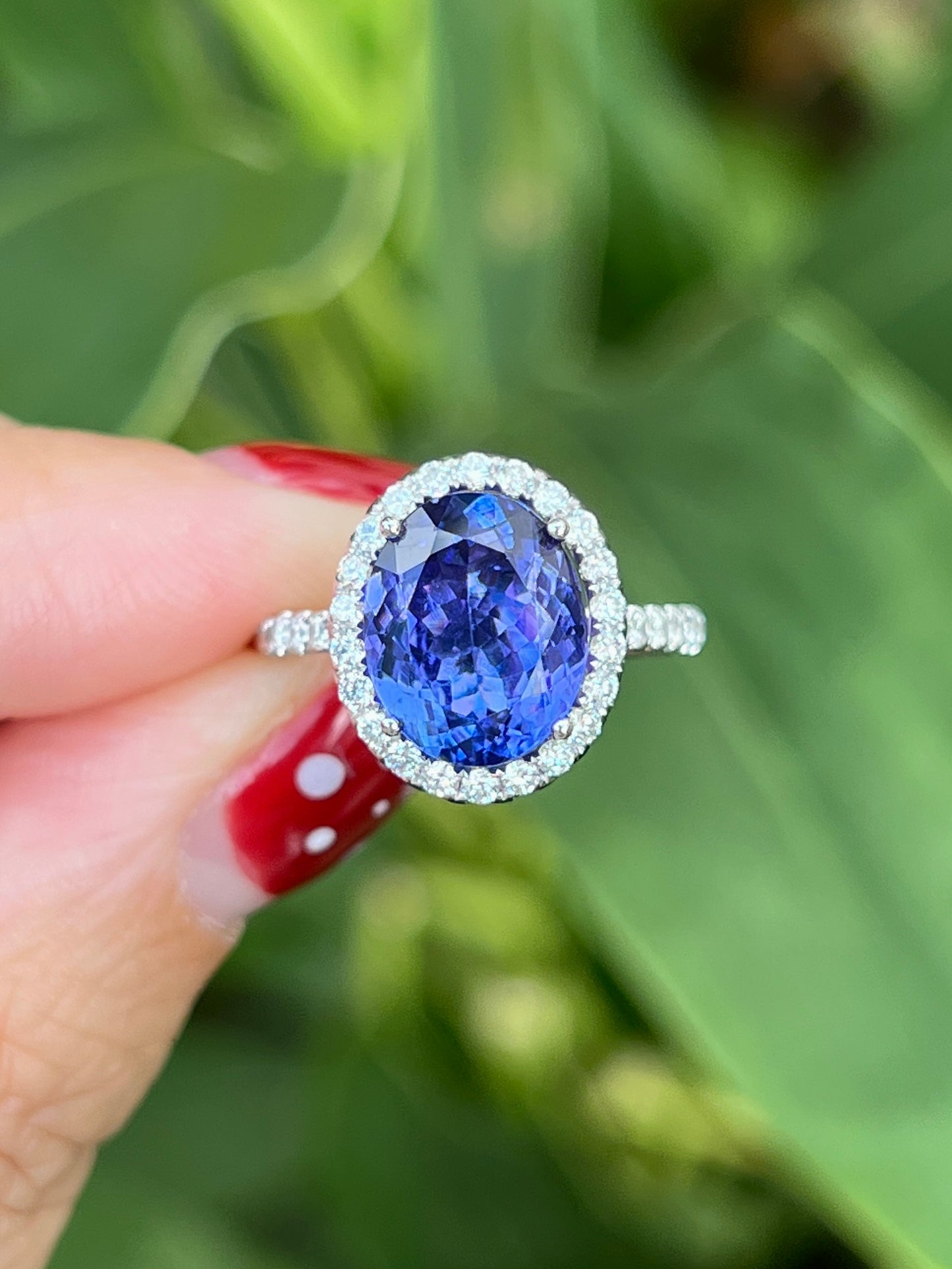 Natural Tanzanite 4.32ct Ring