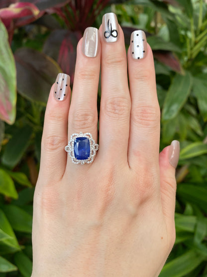 Natural Royal Blue Sapphire 5.41ct Ring