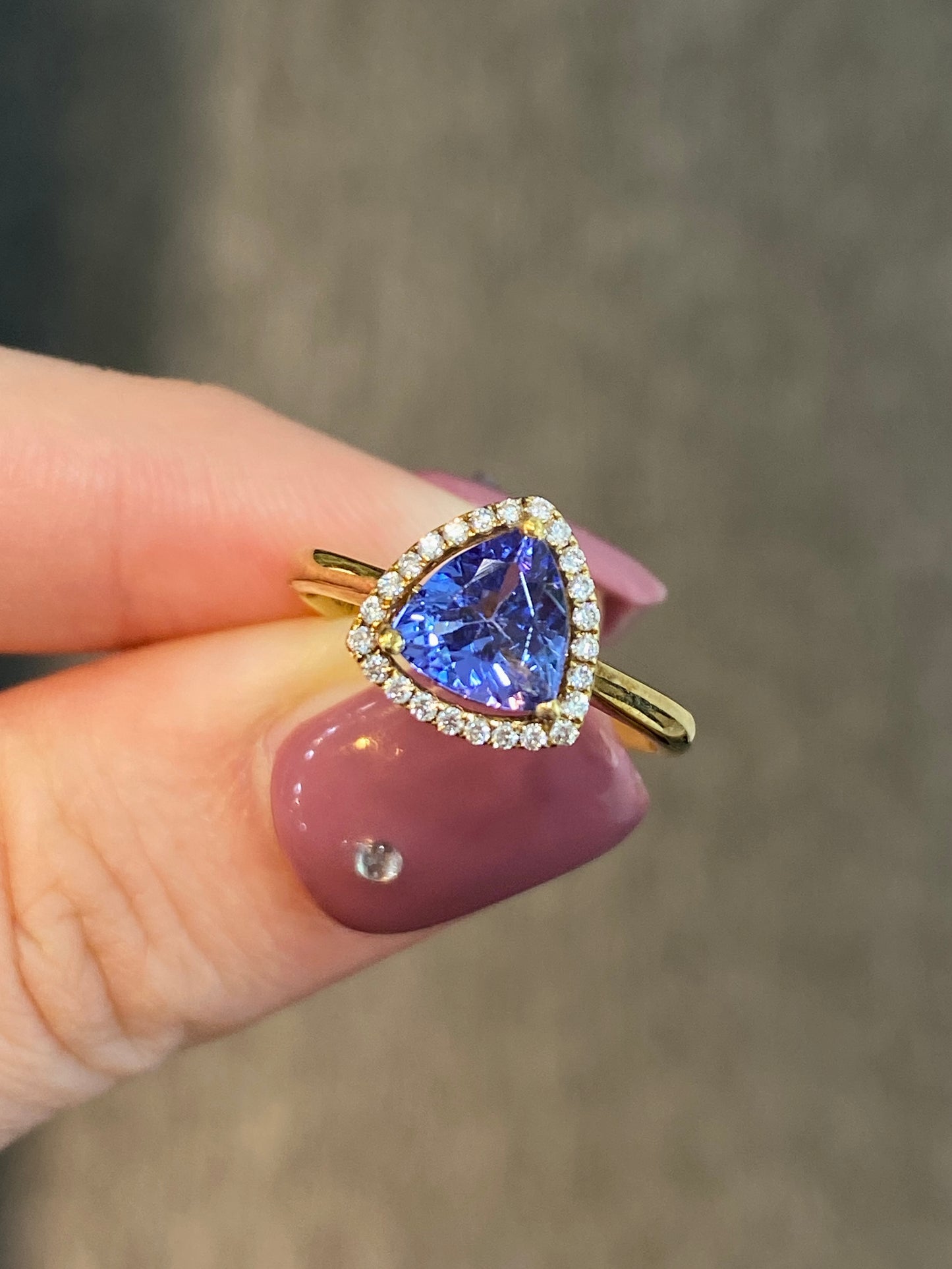 Natural Tanzanite 1.03ct Ring
