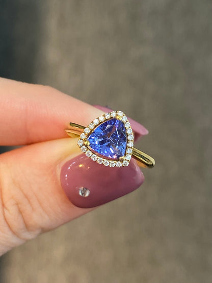 Natural Tanzanite 1.03ct Ring