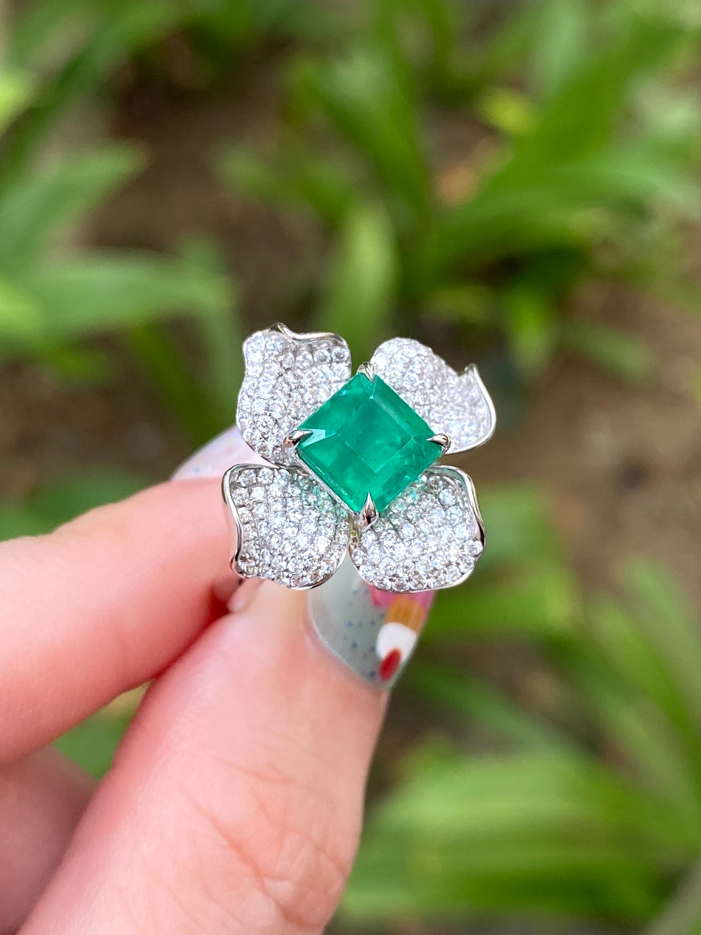 Natural Emerald 1.97ct Ring