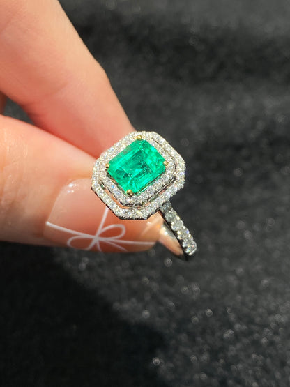Natural Colombian Emerald 1.04ct Ring