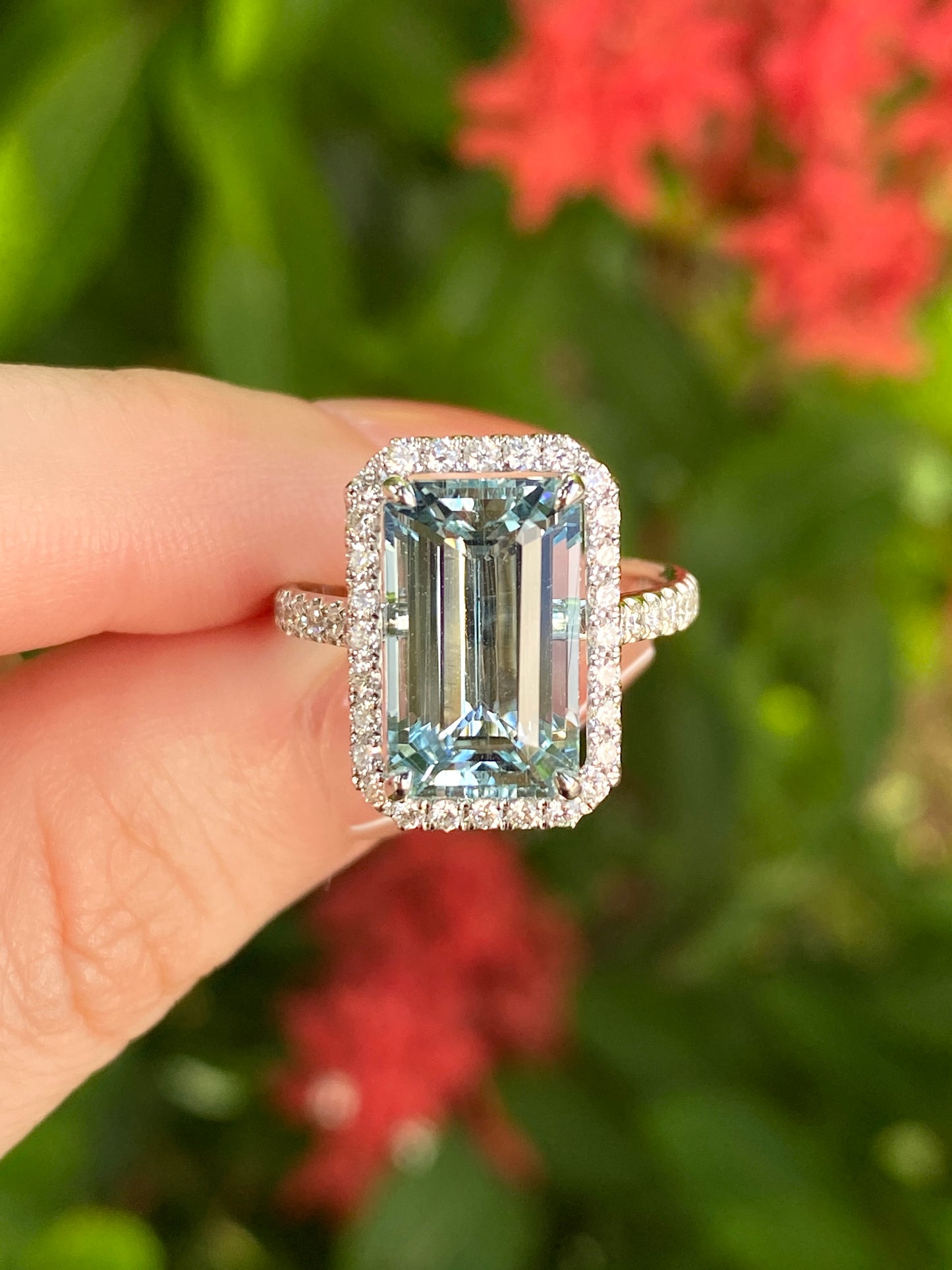 Natural Aquamarine 4.18ct Ring