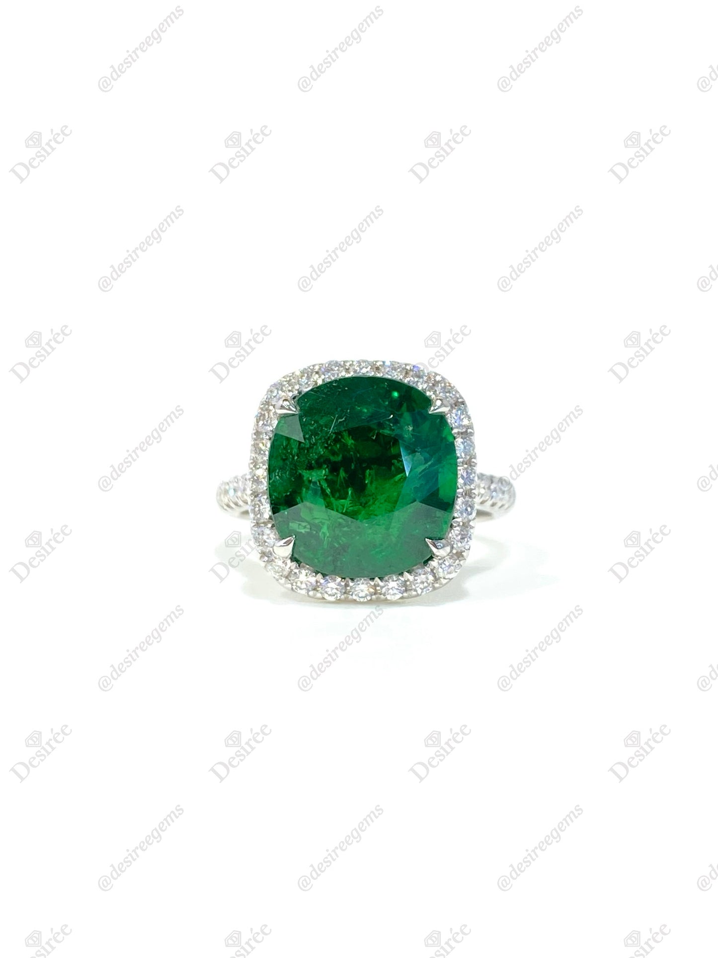 Natural Tsavorite Green Garnet 7.63ct Ring