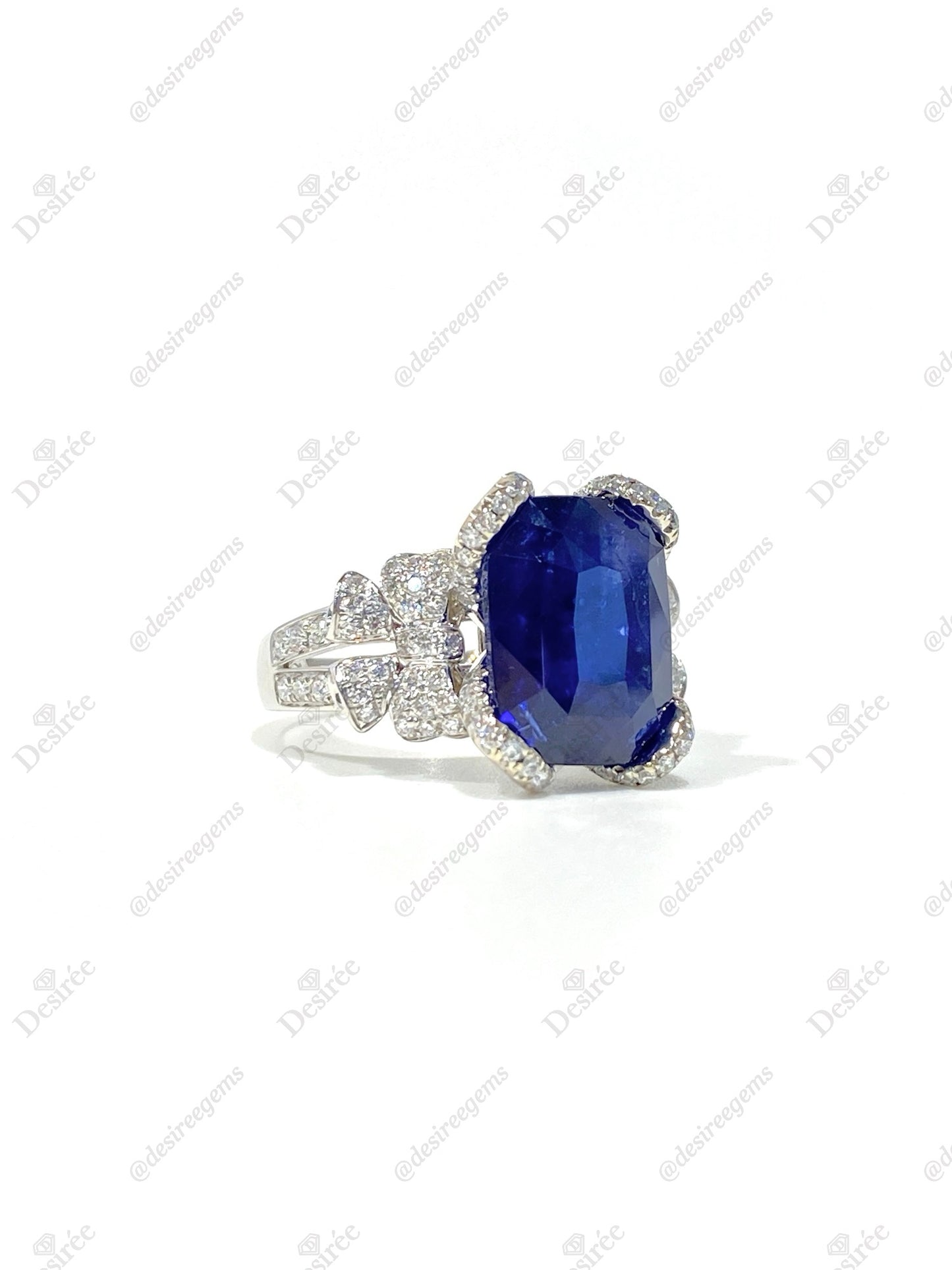 Natural Royal Blue Sapphire 8.41ct Ring