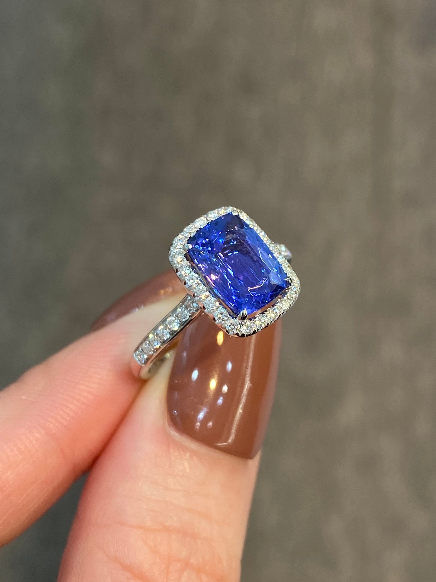 Natural Tanzanite 2.10ct Ring