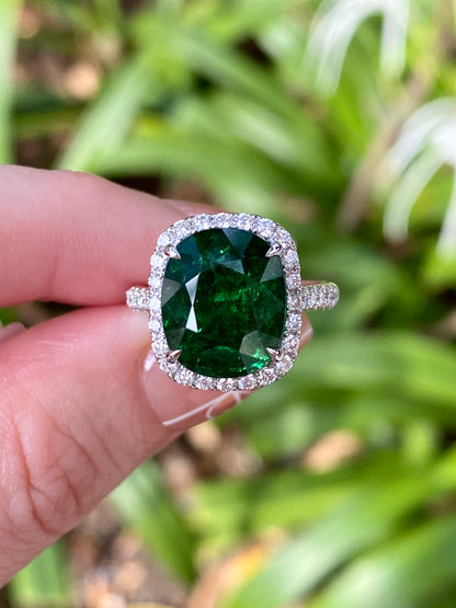 Natural Tsavorite Green Garnet 7.98ct Ring