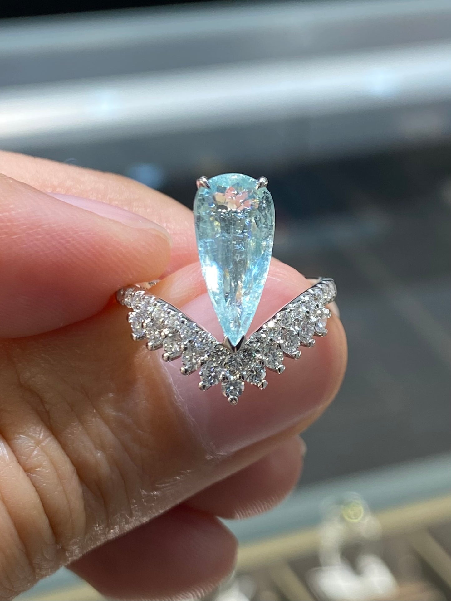 Natural Paraiba Tourmaline 2.17ct Ring