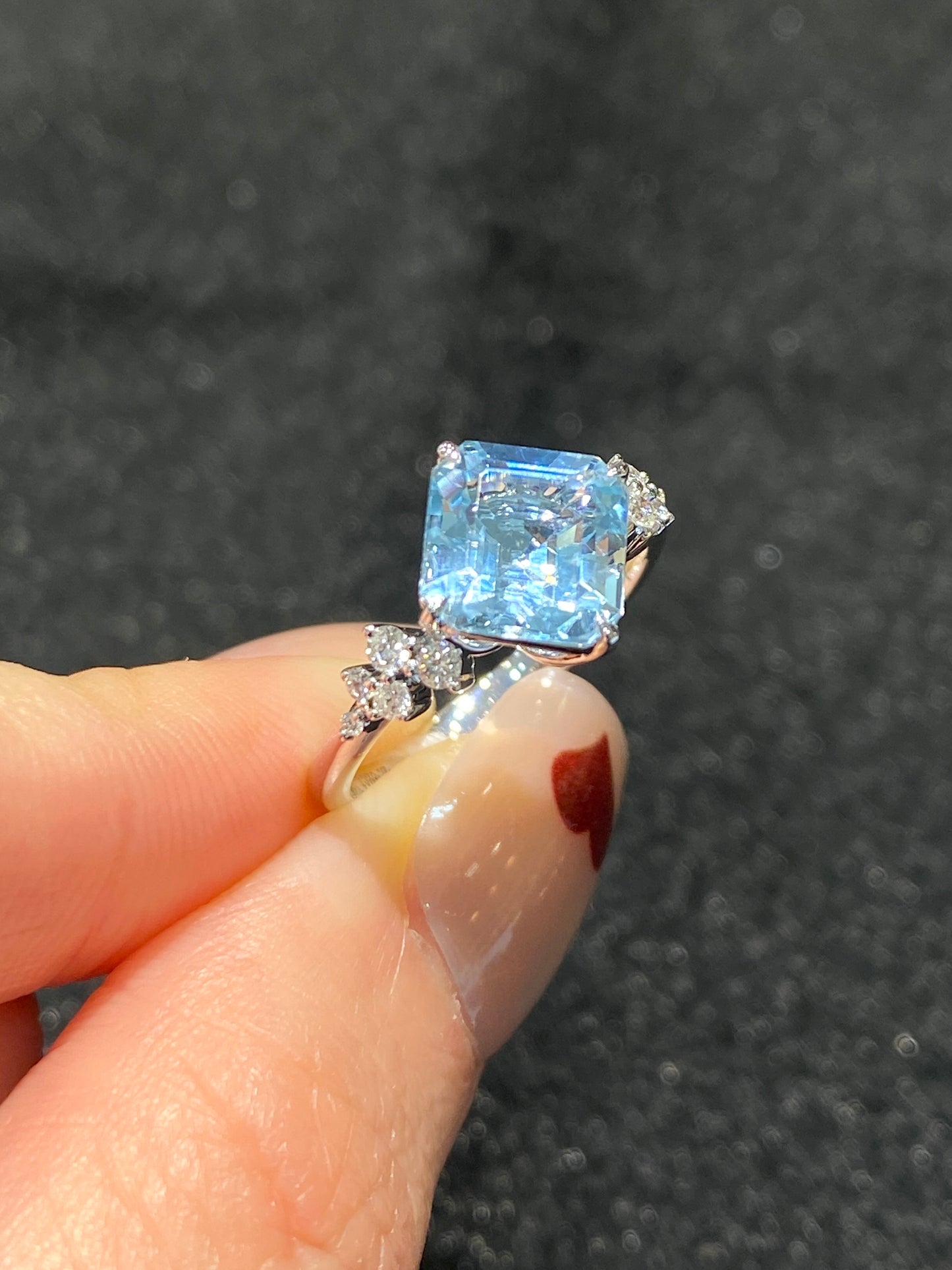 Natural Aquamarine 2.02ct Ring