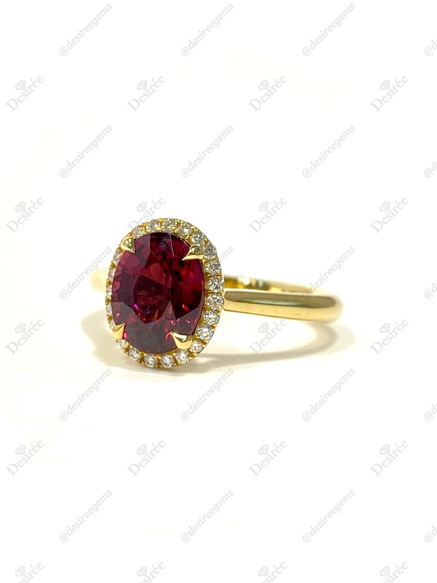 Natural Red Garnet 2.15ct Ring