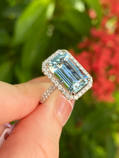 Natural Aquamarine 4.18ct Ring
