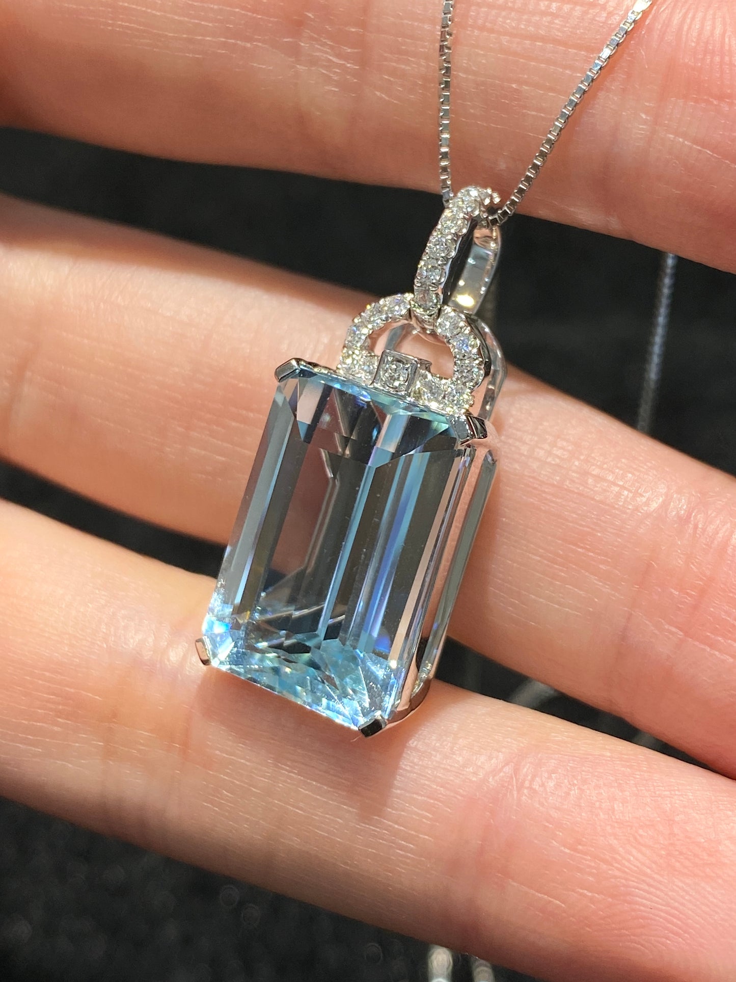 Natural Aquamarine 13.00ct Pendant