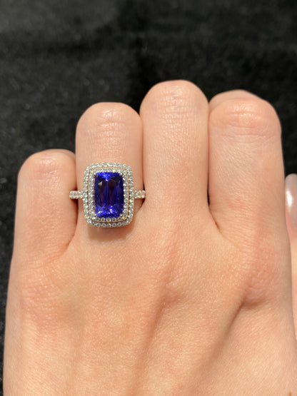 Natural Tanzanite 2.67ct Ring