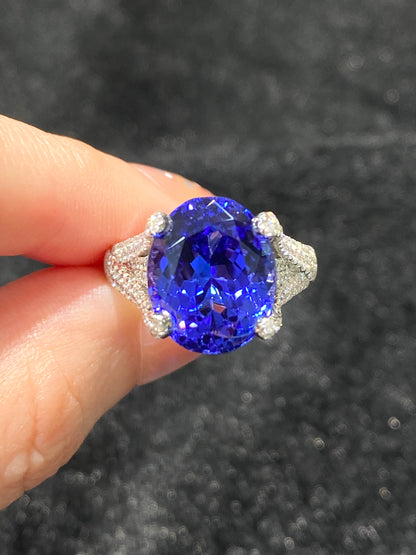 Natural Tanzanite 9.48ct Ring