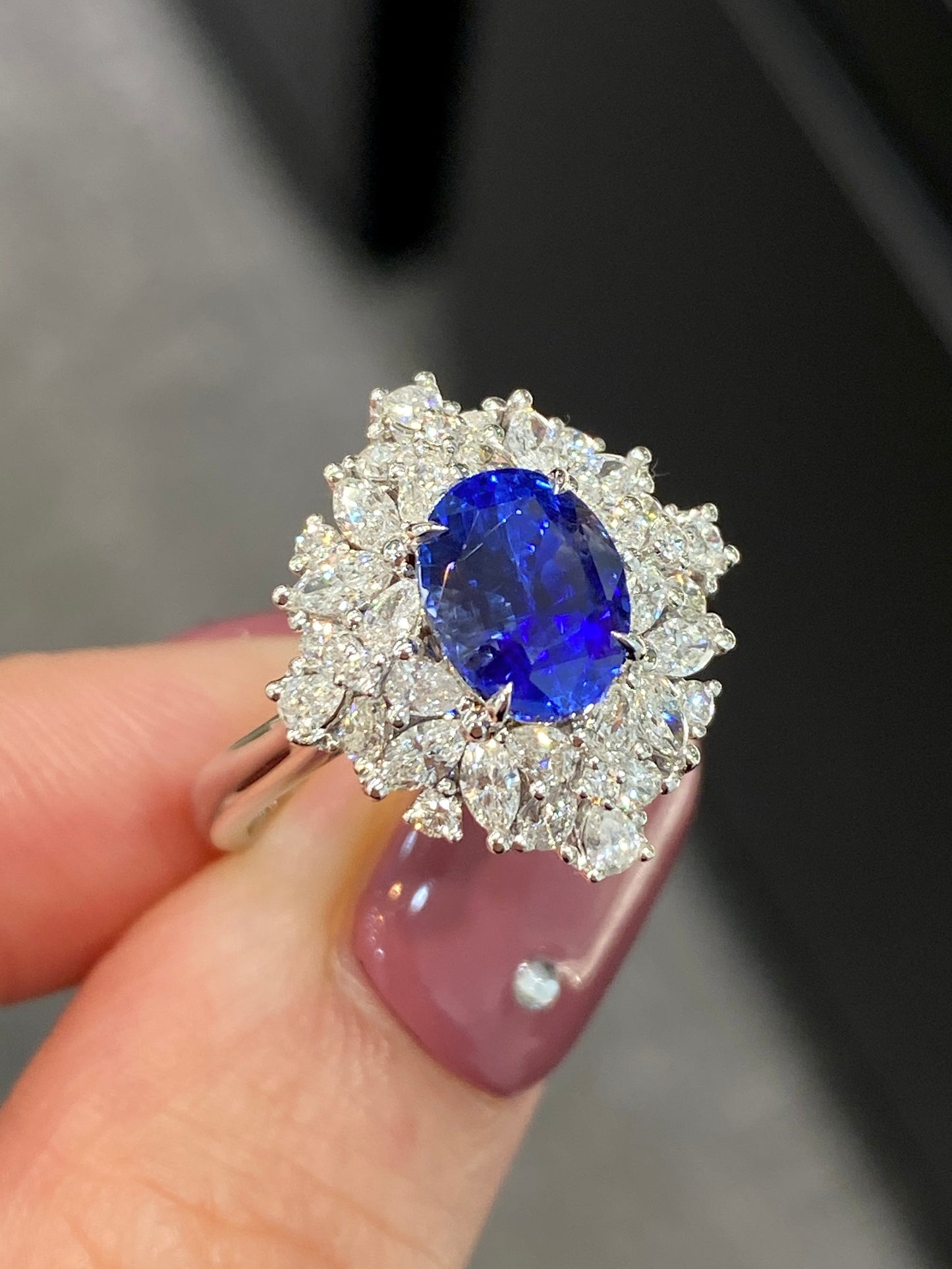 Natural Royal Blue Sapphire 2.47ct Ring