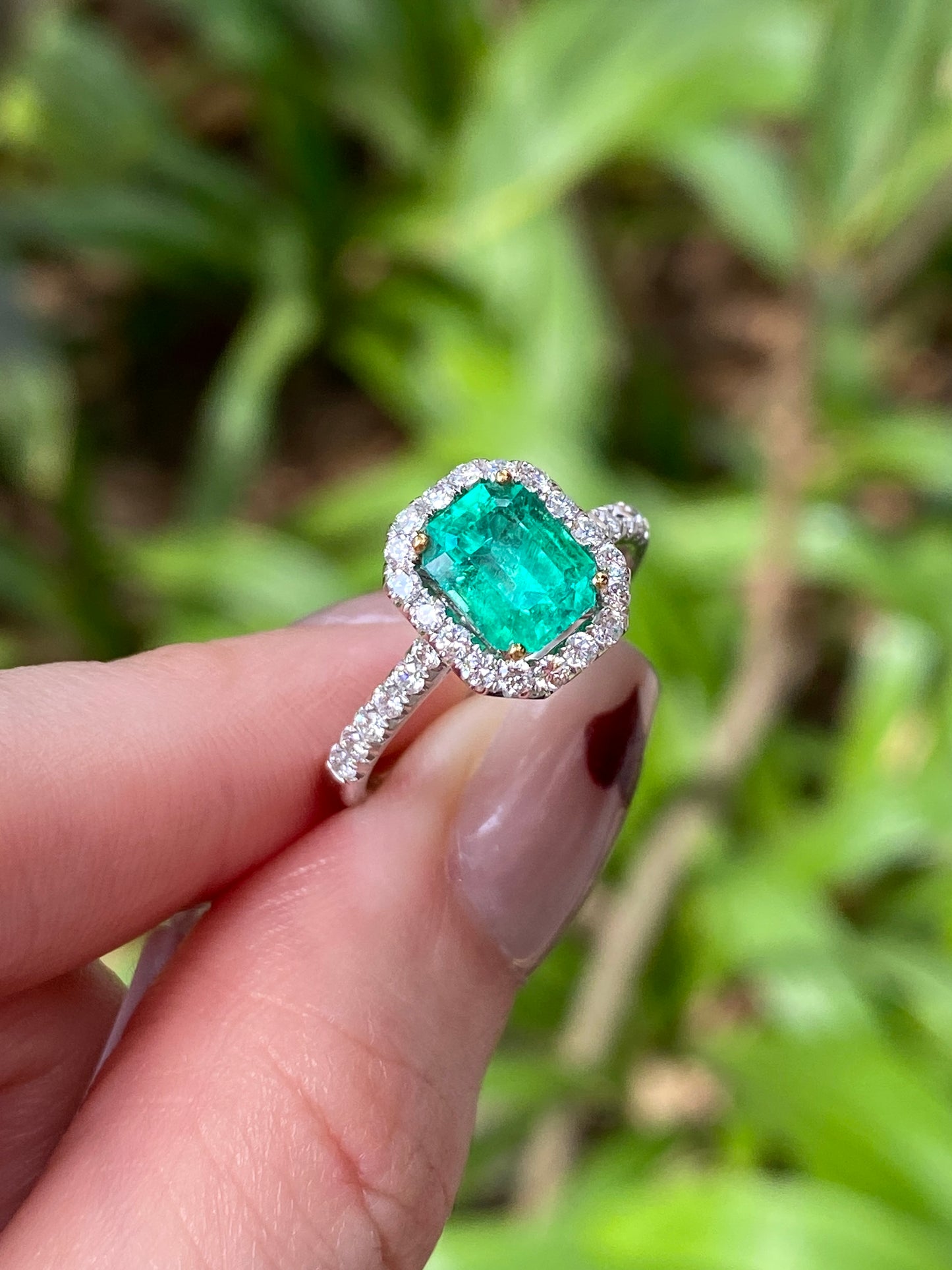 Natural Colombian Emerald 1.16ct Ring