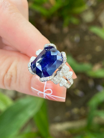 Natural Royal Blue Sapphire 8.41ct Ring
