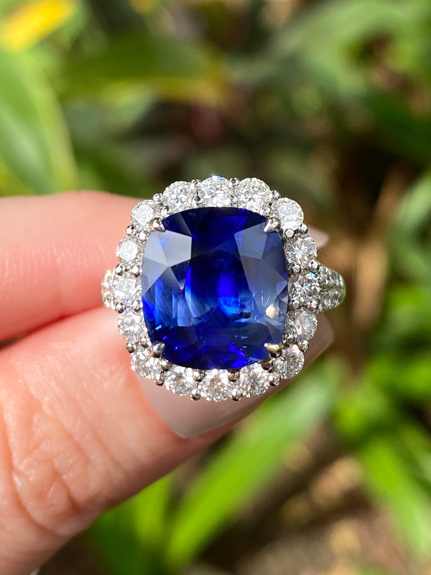 Natural Blue Sapphire 8.30ct Ring