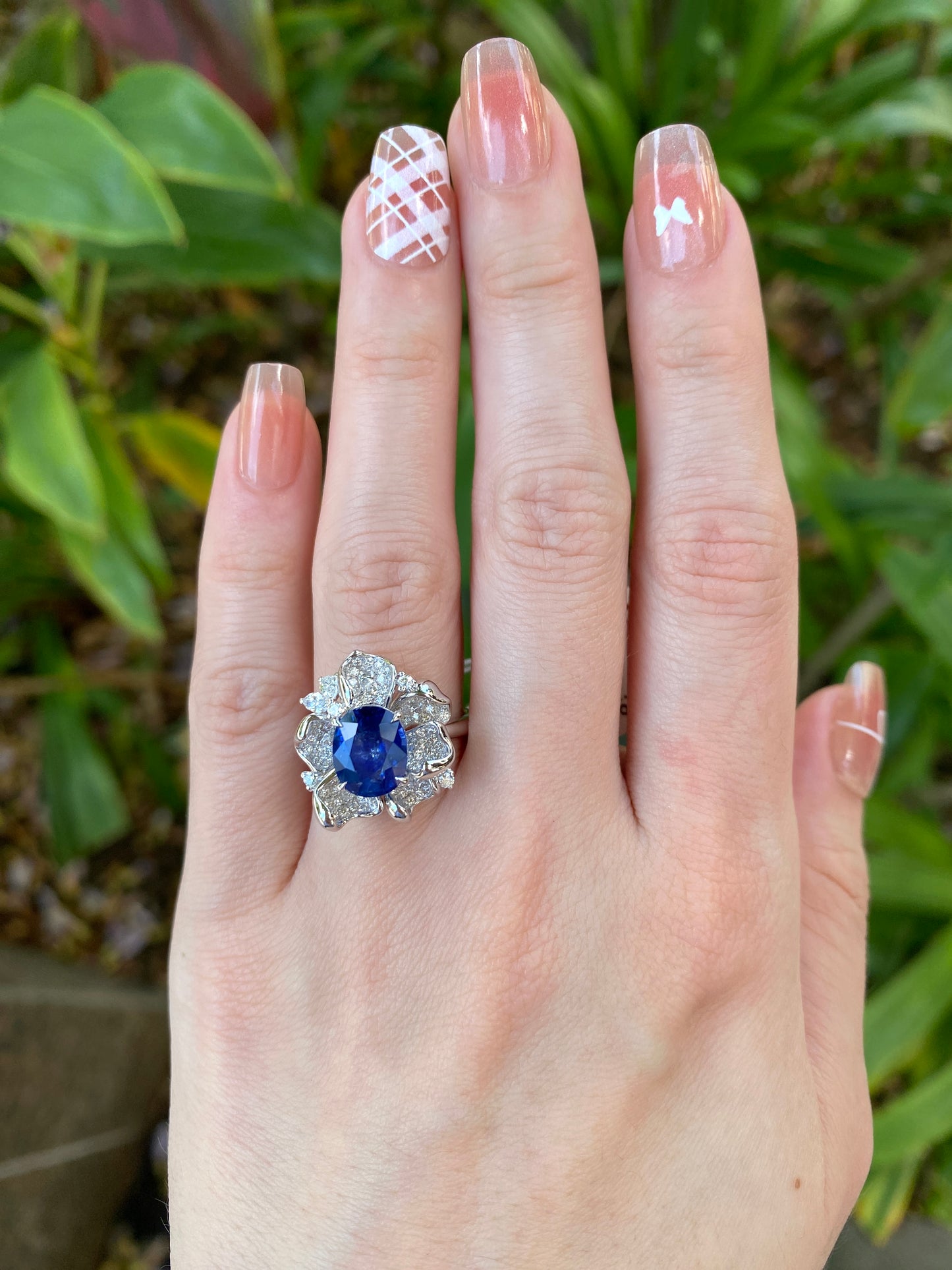 Natural Royal Blue Sapphire 2.98ct Ring