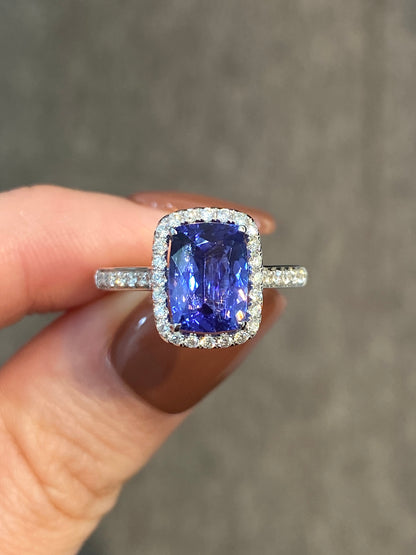Natural Tanzanite 2.10ct Ring