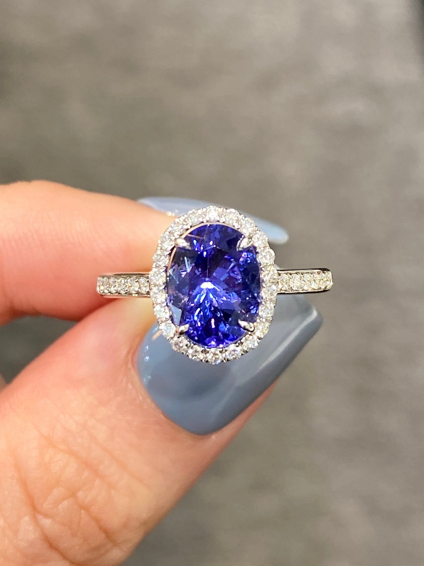 Natural Tanzanite 2.01ct Ring