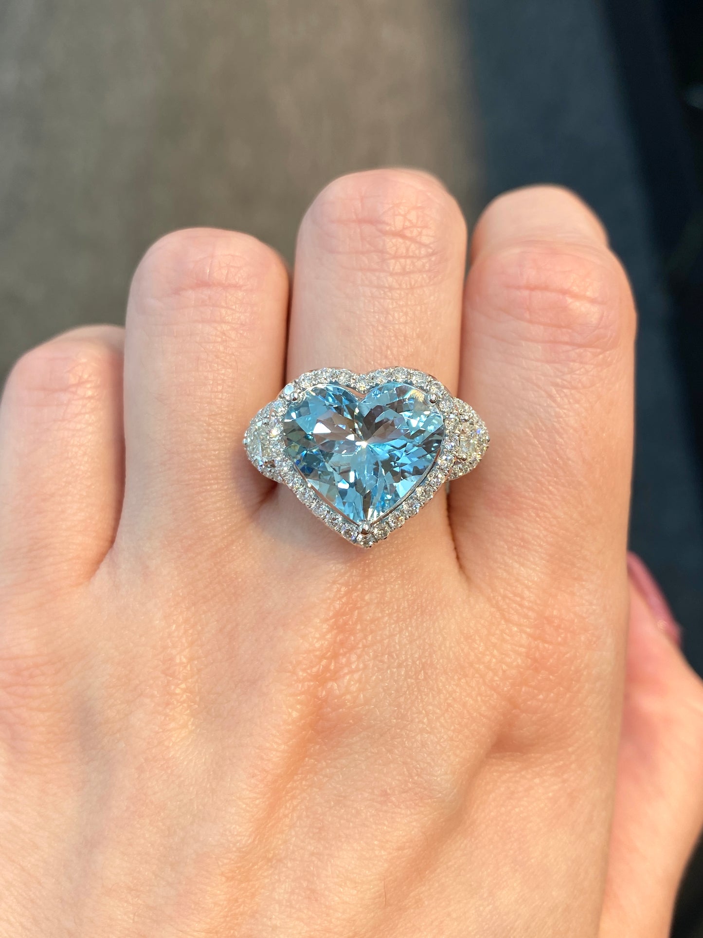 Natural Aquamarine 6.19ct Ring