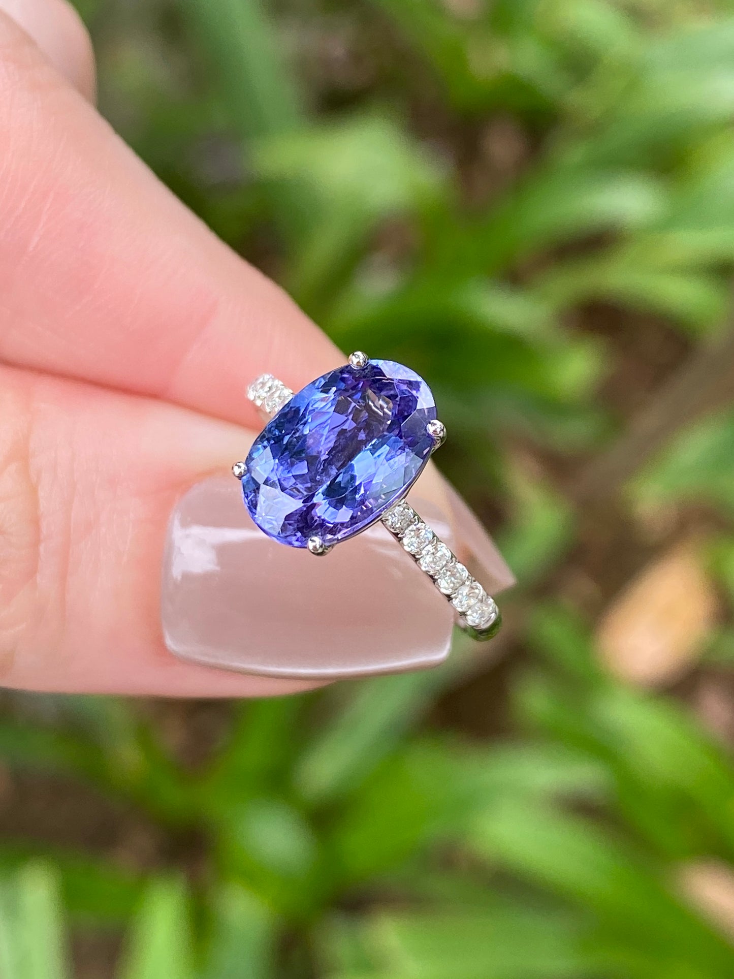 Natural Tanzanite 3.55ct Ring