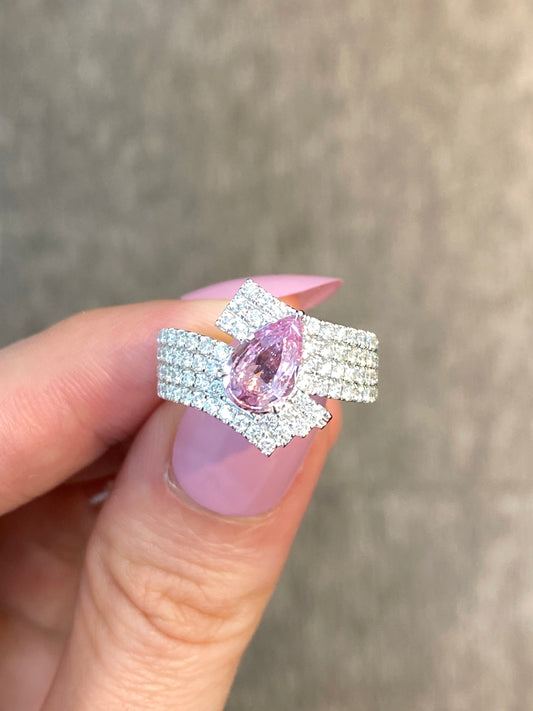Natural Pink Sapphire 1.00ct Ring set with natural diamonds in 18k white gold Gemstone Jewellery