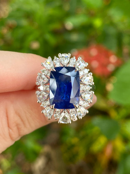 Natural Royal Blue Sapphire 7.08ct Ring