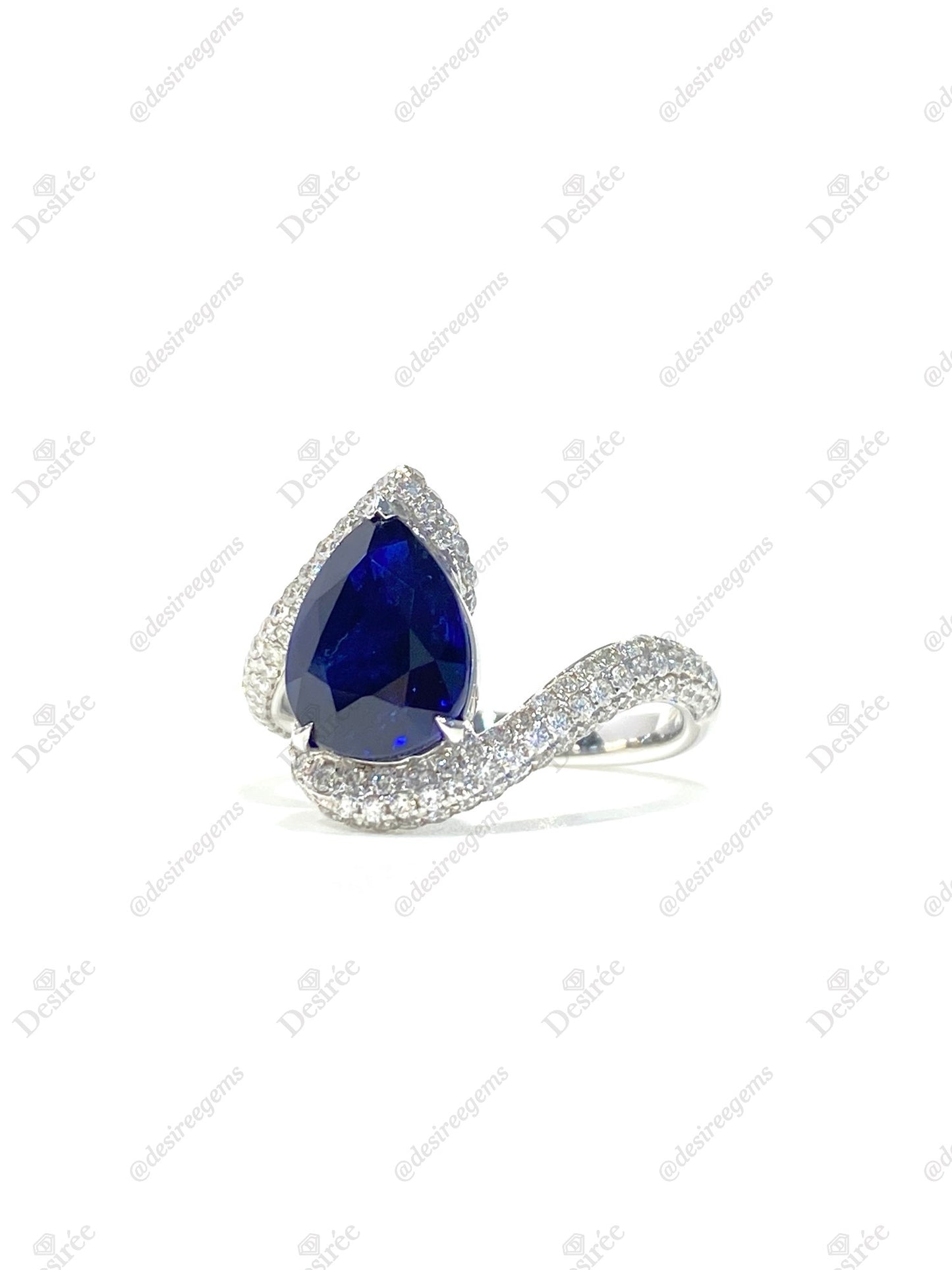 Natural Royal Blue Sapphire 3.37ct Ring