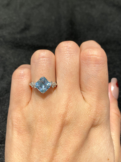 Natural Aquamarine 2.02ct Ring