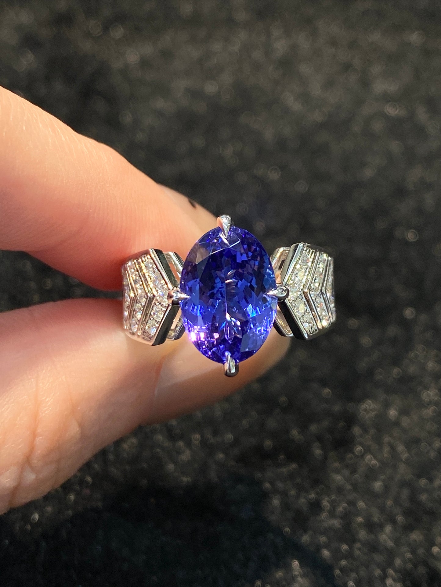 Natural Tanzanite 5.34ct Ring