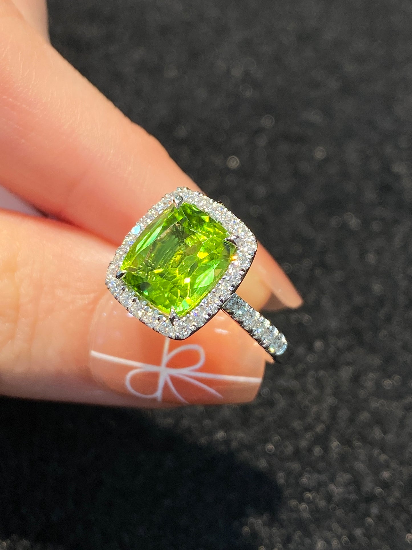 Natural Peridot 3.21ct Ring