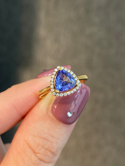 Natural Tanzanite 1.03ct Ring