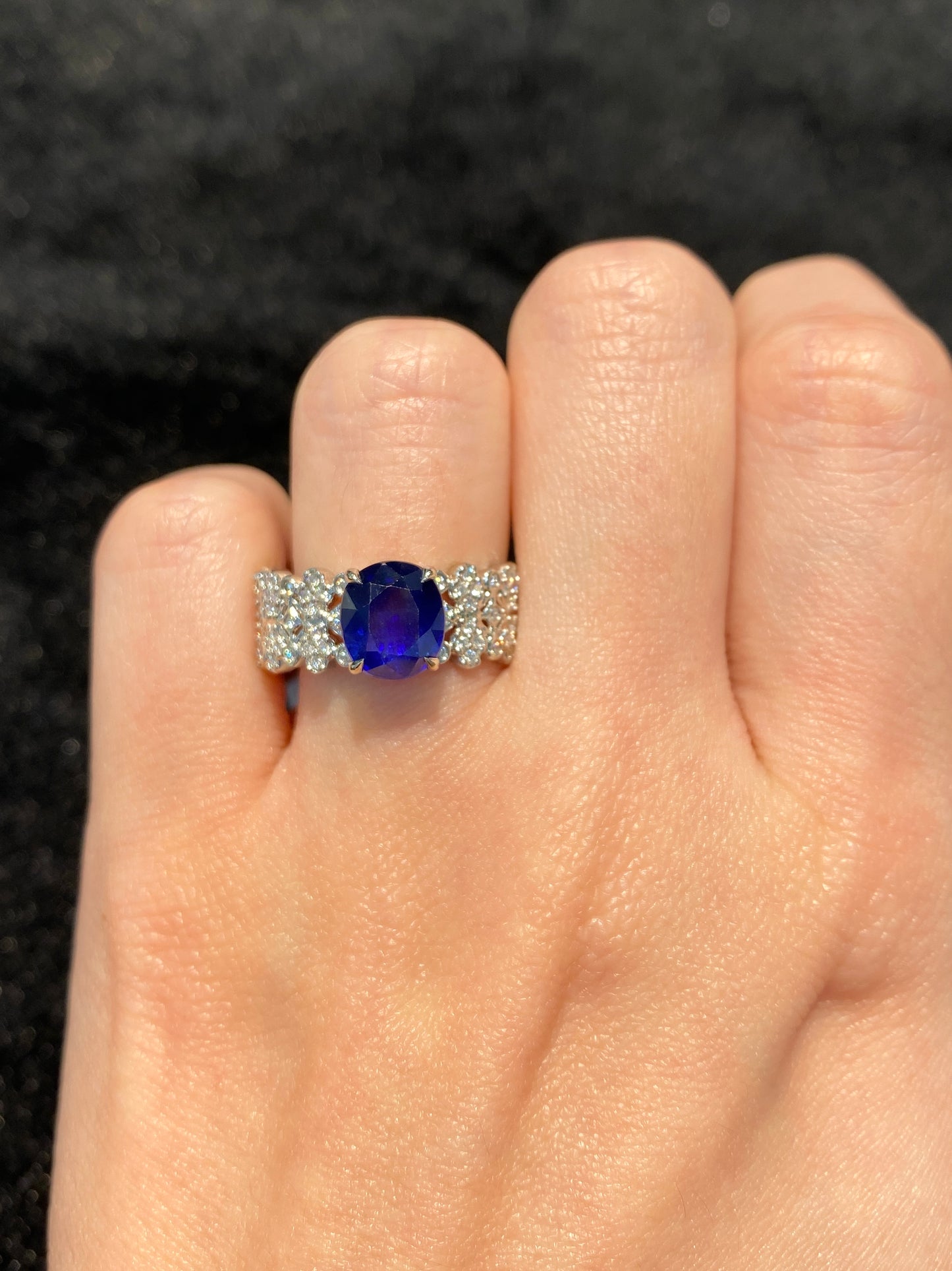 Natural Blue Sapphire 2.42ct Ring