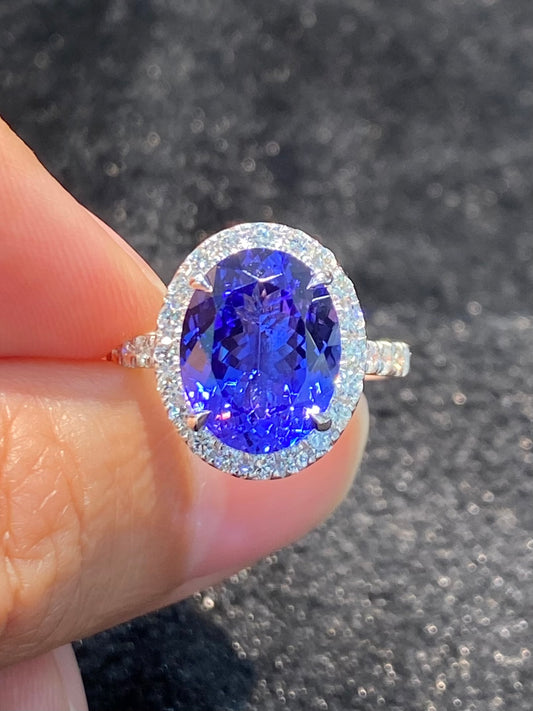 Natural Tanzanite 5.55ct Ring