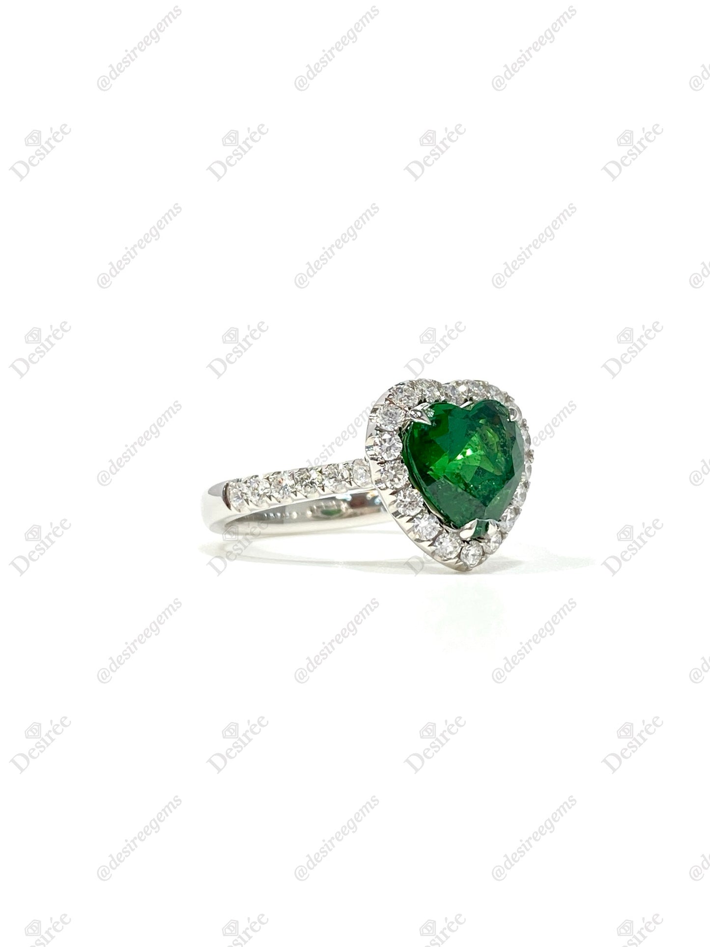 Natural Green Garnet Tsavorite 2.49ct Ring