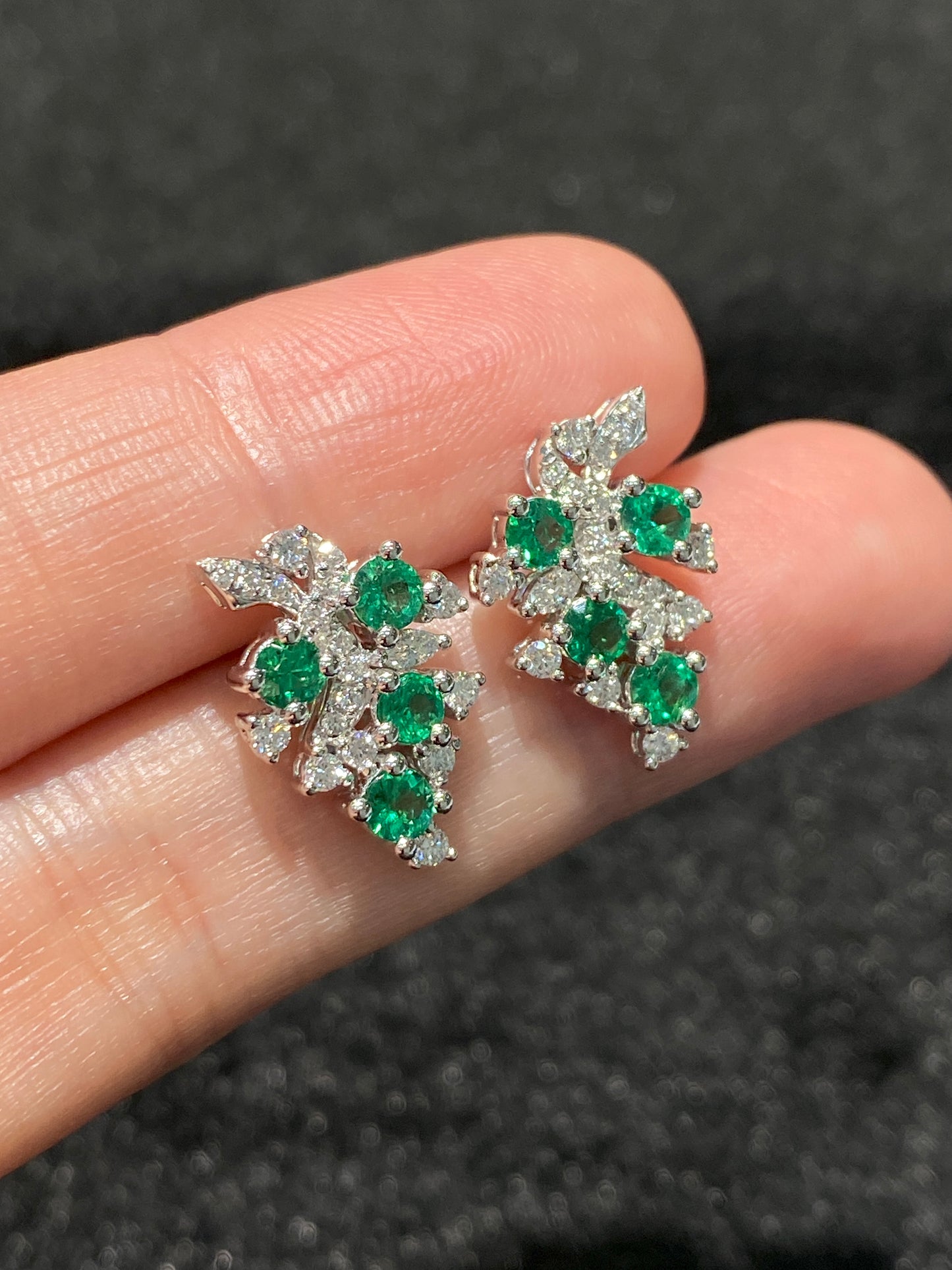 Natural Emerald 0.81ct Earrings
