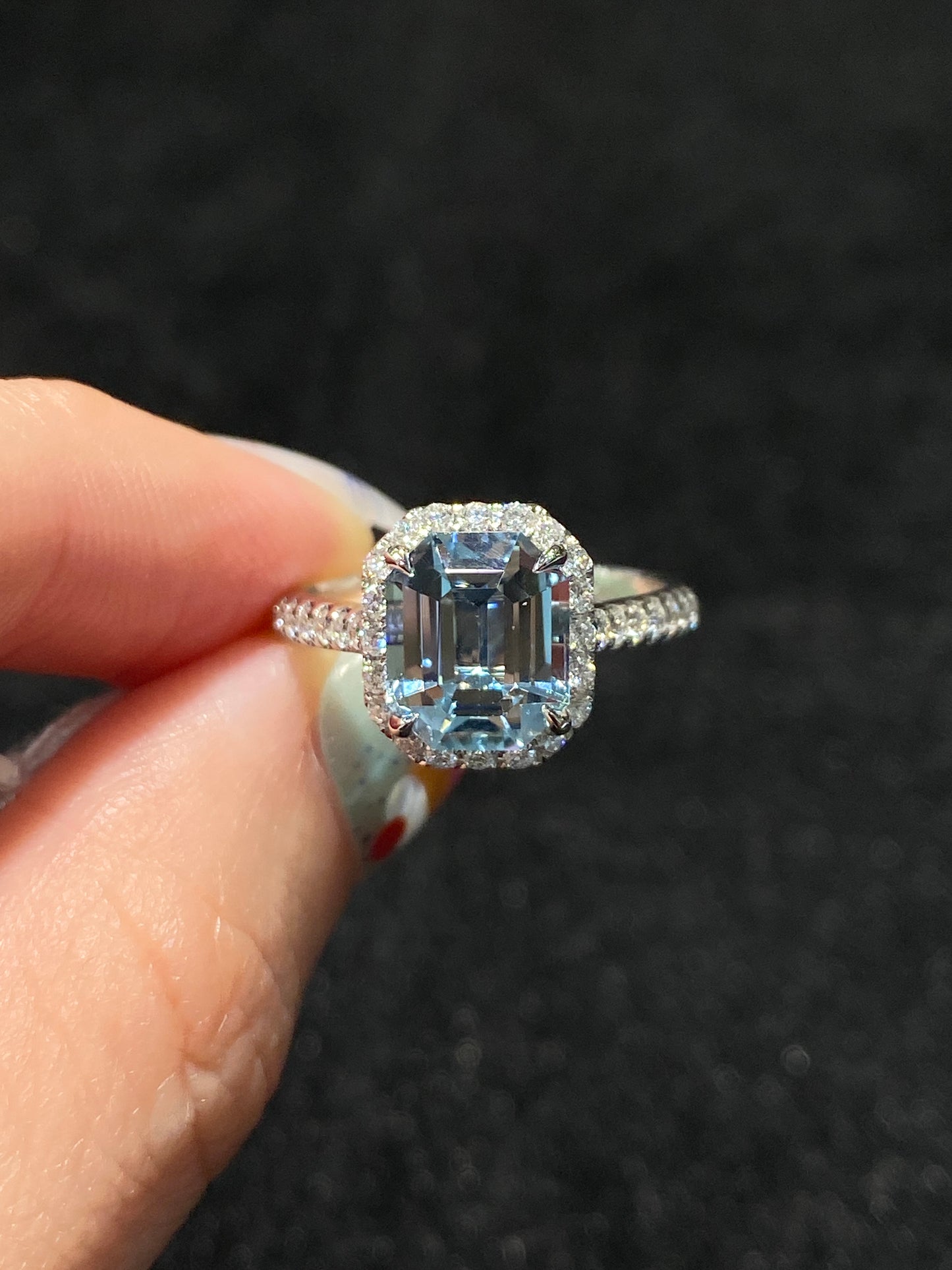 Natural Aquamarine 2.42ct Ring