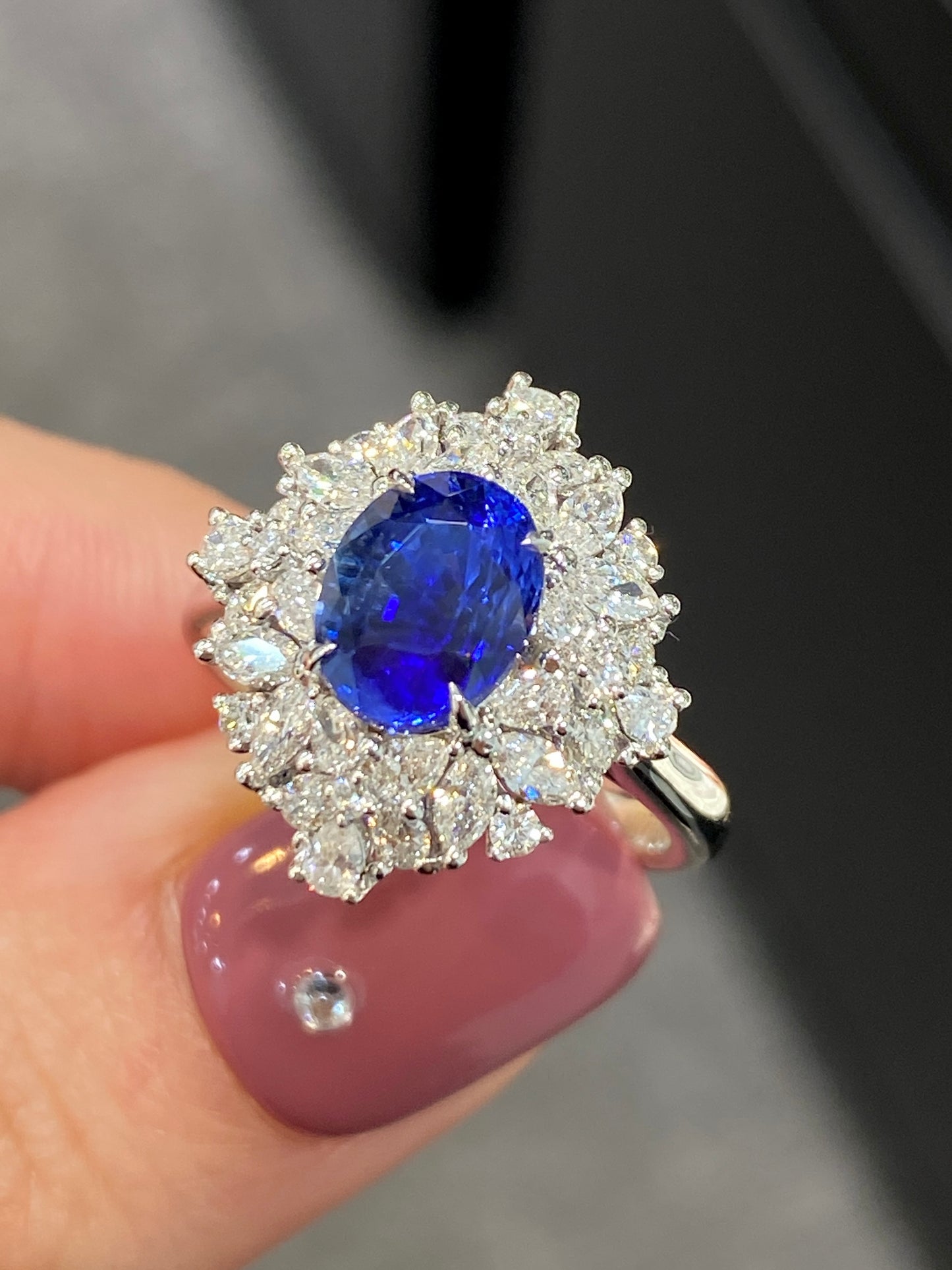 Natural Royal Blue Sapphire 2.47ct Ring