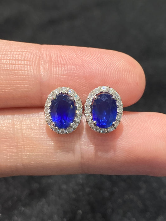 Blue Sapphire 2.16ct Earrings