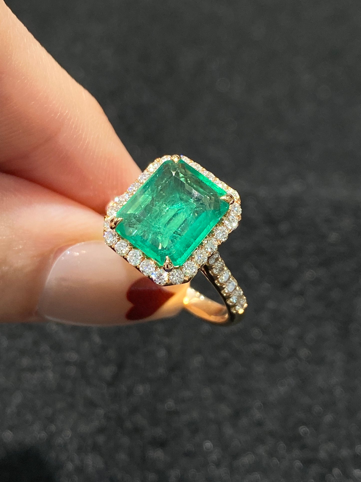 Natural Emerald 3.04ct Ring