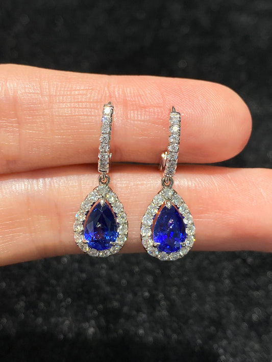 Natural Blue Sapphire 2.50ct Earrings
